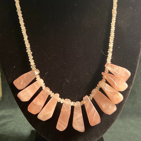 Necklace - Picture 1 of 1